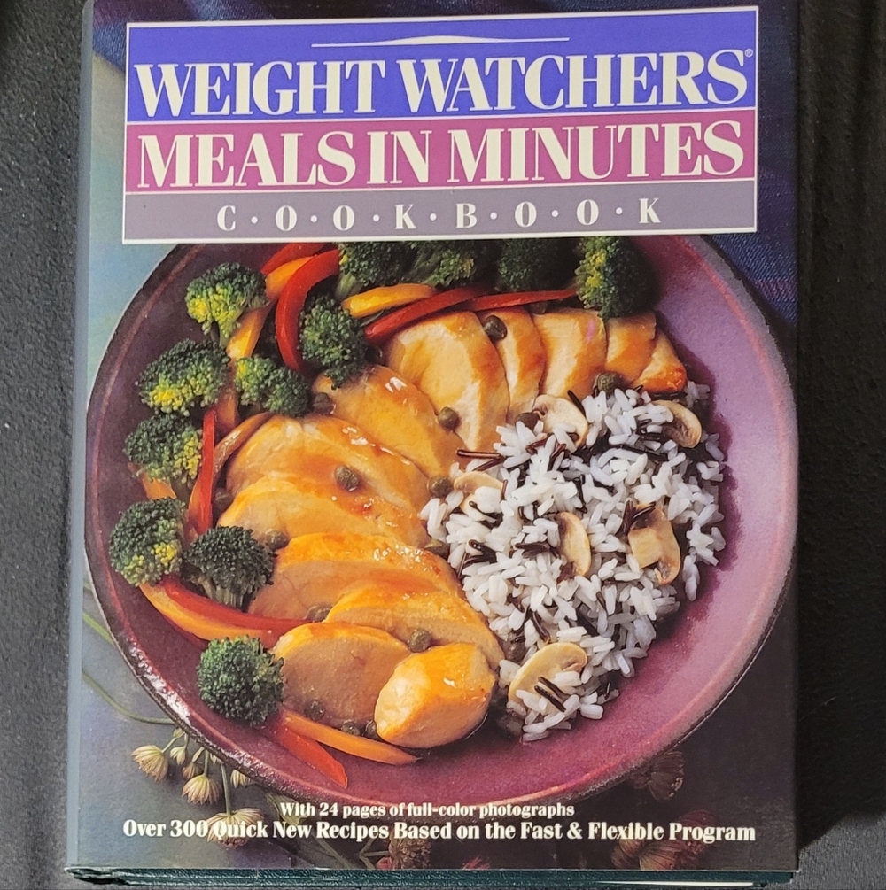 Weight Watchers Meals in Minutes Cookbook - Blue and Purple Cover